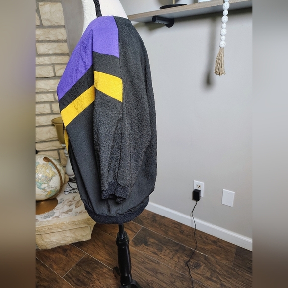 Oraré Purple and Black V-Neck Top Vintage - Picture 3 of 6